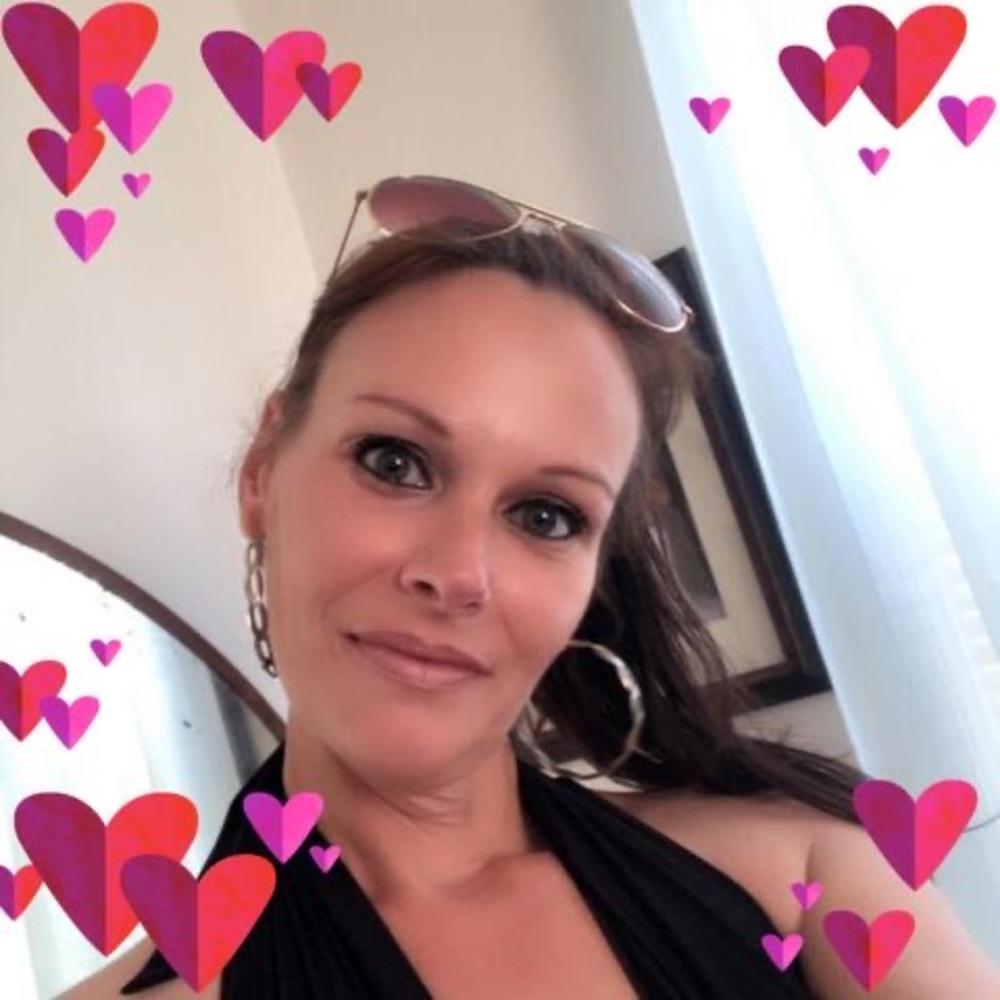 Meet your Posher, Monica